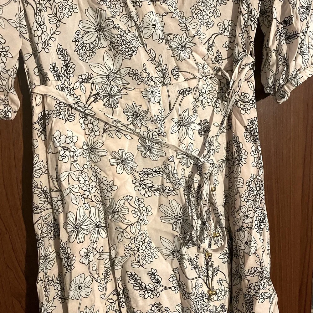 CALVIN KLEIN Petite Printed Faux-Wrap Dress Color Blossom Multi Size 6P - Picture 5 of 5